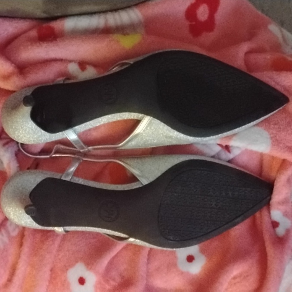 Michael Kors Silver Kitten Heel Pumps - Picture 3 of 4